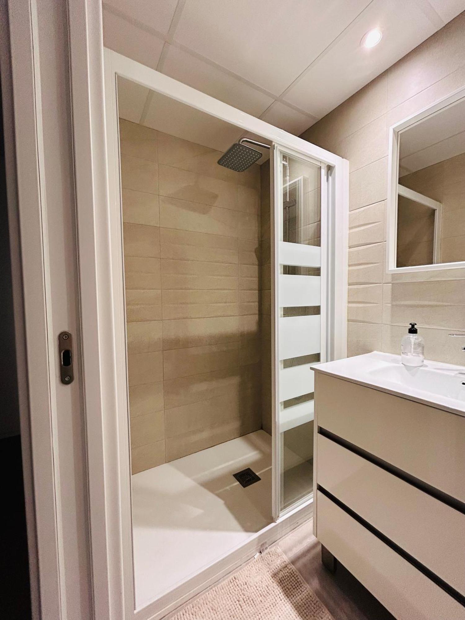 Apartamentos Corteingles Castellon By Tucasanlaplaya Кастельон-де-ла-Плана Экстерьер фото